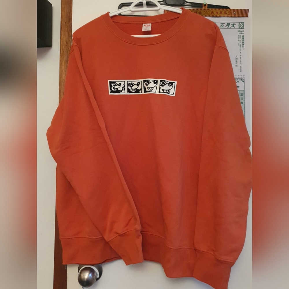 Disney Mickey Mouse x Keith Haring Uniqlo Graphic Crewneck Sweater Size: XL